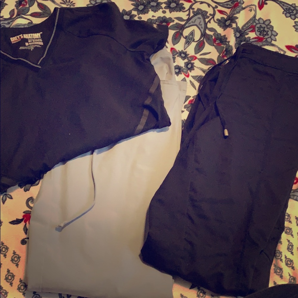 Size small greys anatomy scrub lot